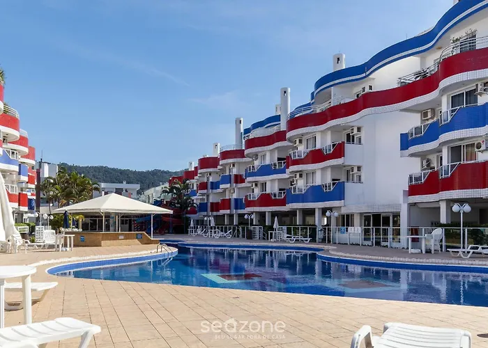Apto C/ Varanda Em Condominio Pe Na Areia Iho127