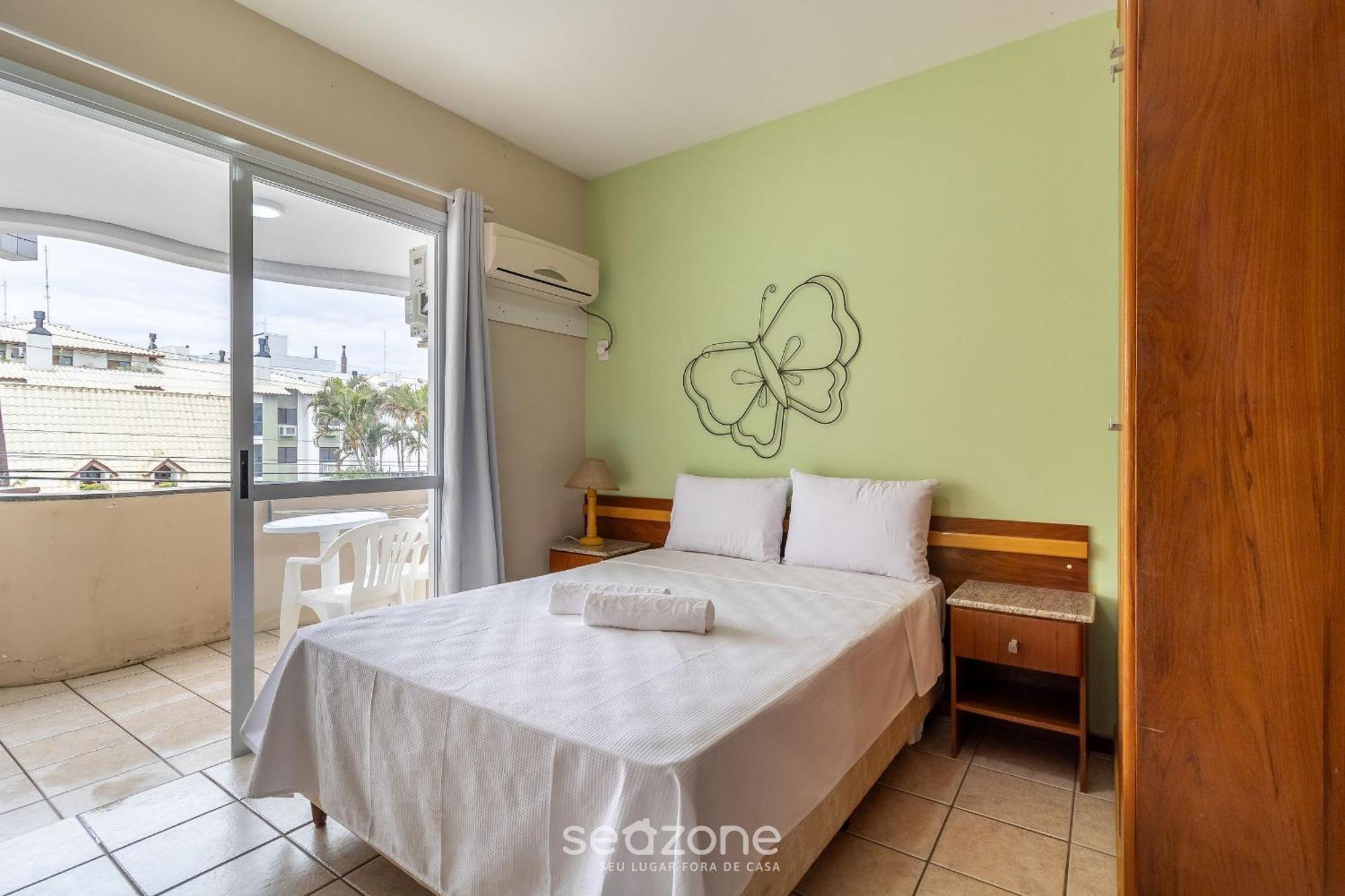 Apto C/ Varanda Em Pe Na Areia Iho127 Apartment Florianopolis