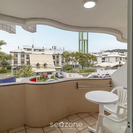 Apto C/ Varanda Em Condominio Pe Na Areia Iho127 Florianopolis Exterior photo